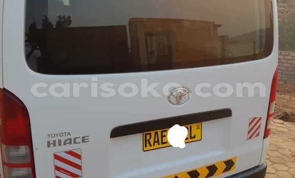 اشتري مستعمل Toyota Hiace Blanc سيارة في Kigali في Rwanda اشتري مستعمل Toyota Hiace Blanc سيارة في Kigali في Rwanda
