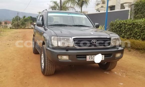 اشتري مستعمل Toyota Land Cruiser Autre سيارة في Kigali في Rwanda اشتري مستعمل Toyota Land Cruiser Autre سيارة في Kigali في Rwanda