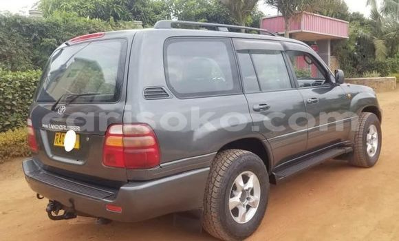 اشتري مستعمل Toyota Land Cruiser Autre سيارة في Kigali في Rwanda اشتري مستعمل Toyota Land Cruiser Autre سيارة في Kigali في Rwanda
