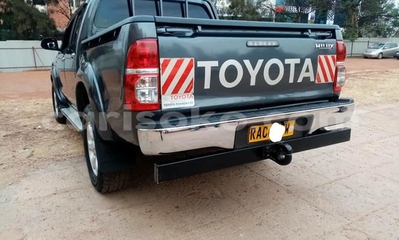 اشتري مستعمل Toyota Hilux Autre سيارة في Kigali في Rwanda اشتري مستعمل Toyota Hilux Autre سيارة في Kigali في Rwanda