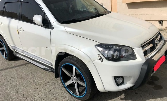 اشتري مستعمل Toyota RAV4 Blanc سيارة في Kigali في Rwanda اشتري مستعمل Toyota RAV4 Blanc سيارة في Kigali في Rwanda