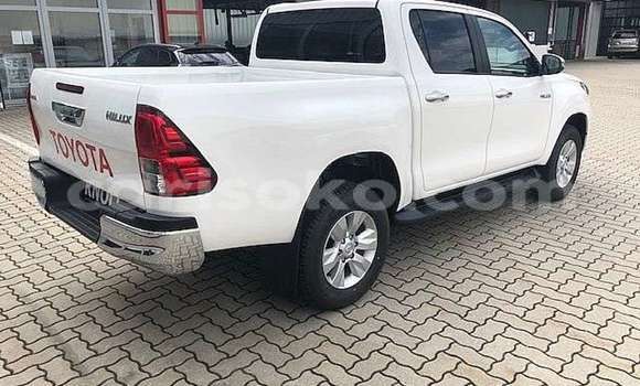 Acheter Occasion Voiture Toyota Hilux Blanc à Gicumbi, Rwanda Acheter Occasion Voiture Toyota Hilux Blanc à Gicumbi, Rwanda