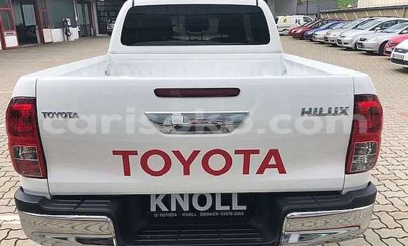 Acheter Occasion Voiture Toyota Hilux Blanc à Gicumbi, Rwanda Acheter Occasion Voiture Toyota Hilux Blanc à Gicumbi, Rwanda