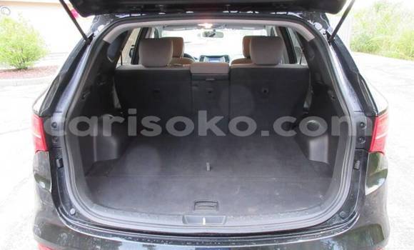 Buy Used Hyundai Santa Fe Beige Car in Gicumbi in Rwanda Buy Used Hyundai Santa Fe Beige Car in Gicumbi in Rwanda