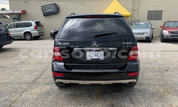 Buy Used Mercedes-Benz ML–Class Black Car in Gicumbi in Rwanda Buy Used Mercedes-Benz ML–Class Black Car in Gicumbi in Rwanda