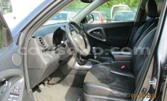 اشتري مستعمل Toyota RAV4 Beige سيارة في Gicumbi في Rwanda اشتري مستعمل Toyota RAV4 Beige سيارة في Gicumbi في Rwanda