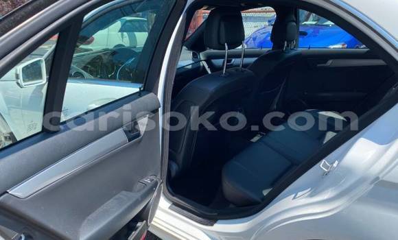 Buy Used Mercedes-Benz KOMPRESSOR White Car in Gicumbi in Rwanda Buy Used Mercedes-Benz KOMPRESSOR White Car in Gicumbi in Rwanda