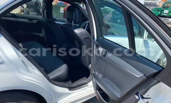 Buy Used Mercedes-Benz KOMPRESSOR White Car in Gicumbi in Rwanda Buy Used Mercedes-Benz KOMPRESSOR White Car in Gicumbi in Rwanda