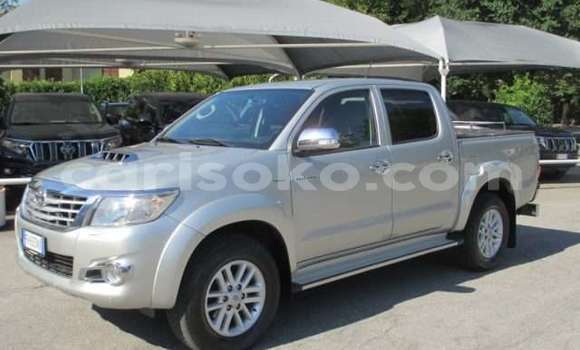 Buy Used Toyota Hilux Silver Car in Gicumbi in Rwanda Buy Used Toyota Hilux Silver Car in Gicumbi in Rwanda