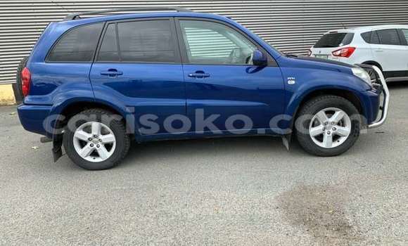 Buy Used Toyota RAV4 Blue Car in Gicumbi in Rwanda Buy Used Toyota RAV4 Blue Car in Gicumbi in Rwanda