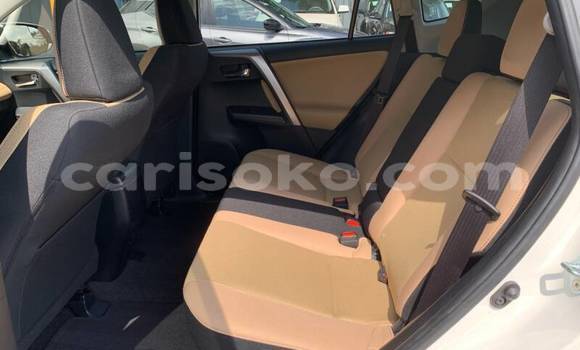 Buy Used Toyota RAV4 White Car in Gicumbi in Rwanda Buy Used Toyota RAV4 White Car in Gicumbi in Rwanda