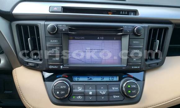 Buy Used Toyota RAV4 White Car in Gicumbi in Rwanda Buy Used Toyota RAV4 White Car in Gicumbi in Rwanda