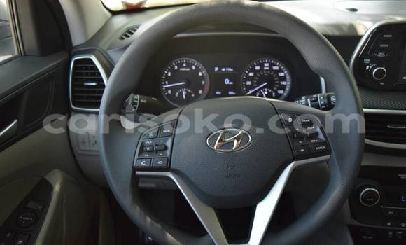 Buy Used Hyundai Tucson Beige Car in Gicumbi in Rwanda Buy Used Hyundai Tucson Beige Car in Gicumbi in Rwanda