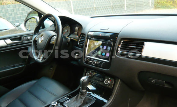 Sayi Imported Volkswagen Touareg Gris Mota in Bokwango a Rwanda Sayi Imported Volkswagen Touareg Gris Mota in Bokwango a Rwanda