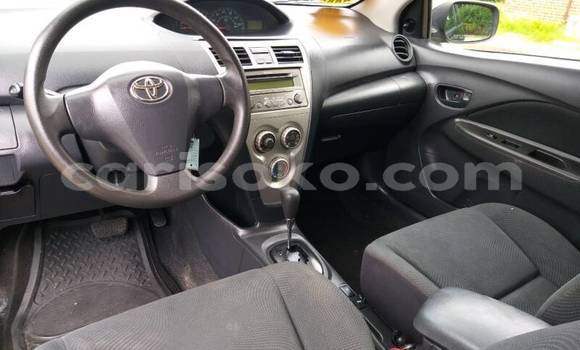 Acheter Occasion Voiture Toyota Yaris Beige à Gicumbi, Rwanda Acheter Occasion Voiture Toyota Yaris Beige à Gicumbi, Rwanda