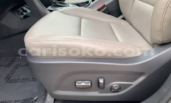 Buy Used Hyundai Santa Fe White Car in Gicumbi in Rwanda Buy Used Hyundai Santa Fe White Car in Gicumbi in Rwanda