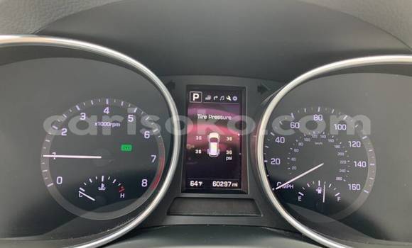 Buy Used Hyundai Santa Fe White Car in Gicumbi in Rwanda Buy Used Hyundai Santa Fe White Car in Gicumbi in Rwanda