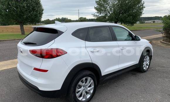 Buy Import Hyundai Tucson White Car in Gicumbi in Rwanda Buy Import Hyundai Tucson White Car in Gicumbi in Rwanda