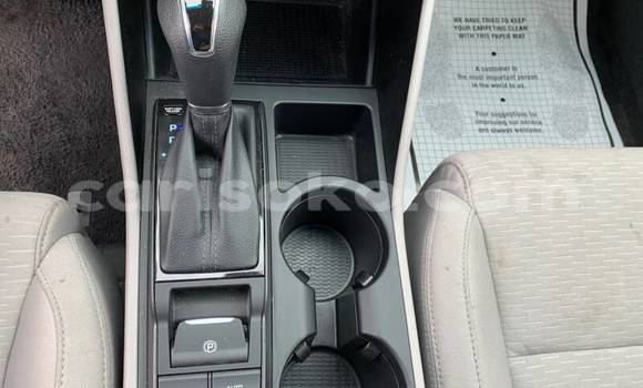 Buy Import Hyundai Tucson White Car in Gicumbi in Rwanda Buy Import Hyundai Tucson White Car in Gicumbi in Rwanda