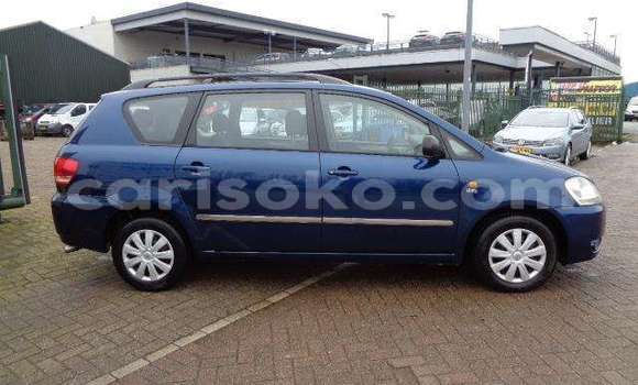 Buy Import Toyota Avensis Verso Blue Car in Gicumbi in Rwanda Buy Import Toyota Avensis Verso Blue Car in Gicumbi in Rwanda