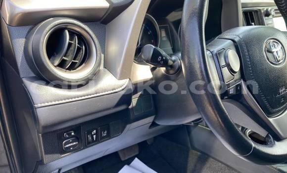 Buy Used Toyota RAV4 Beige Car in Gicumbi in Rwanda Buy Used Toyota RAV4 Beige Car in Gicumbi in Rwanda