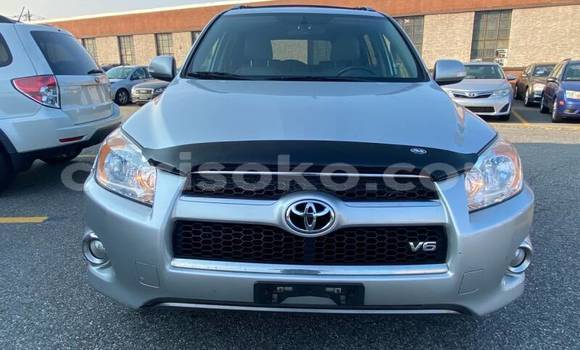 Buy Used Toyota RAV4 Silver Car in Gicumbi in Rwanda Buy Used Toyota RAV4 Silver Car in Gicumbi in Rwanda