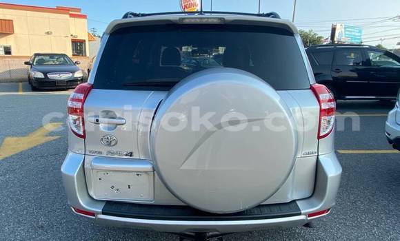 Buy Used Toyota RAV4 Silver Car in Gicumbi in Rwanda Buy Used Toyota RAV4 Silver Car in Gicumbi in Rwanda