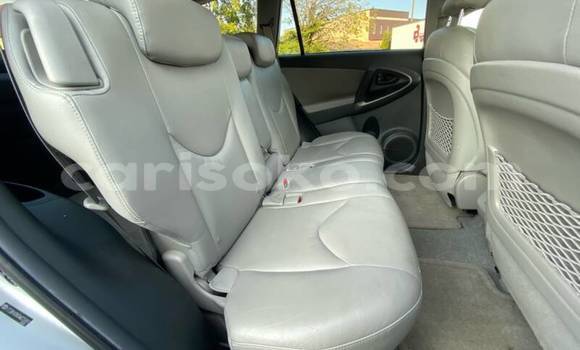Buy Used Toyota RAV4 Silver Car in Gicumbi in Rwanda Buy Used Toyota RAV4 Silver Car in Gicumbi in Rwanda