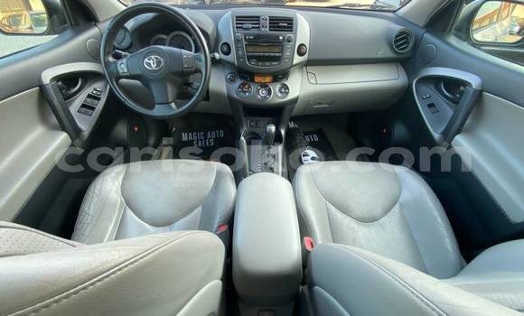 Buy Used Toyota RAV4 Silver Car in Gicumbi in Rwanda Buy Used Toyota RAV4 Silver Car in Gicumbi in Rwanda