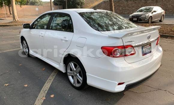Buy Used Toyota Corolla White Car in Gicumbi in Rwanda Buy Used Toyota Corolla White Car in Gicumbi in Rwanda