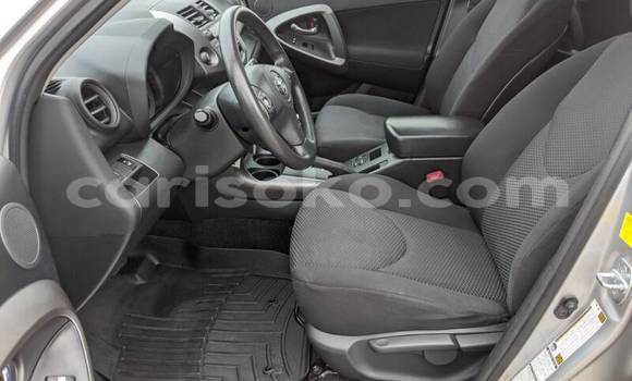 Buy Used Toyota RAV4 Silver Car in Gicumbi in Rwanda Buy Used Toyota RAV4 Silver Car in Gicumbi in Rwanda