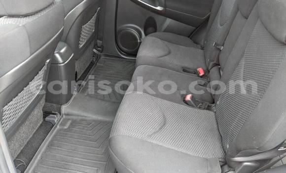 Buy Used Toyota RAV4 Silver Car in Gicumbi in Rwanda Buy Used Toyota RAV4 Silver Car in Gicumbi in Rwanda