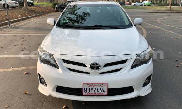 اشتري مستعمل Toyota Corolla Blanc سيارة في Gicumbi في Rwanda اشتري مستعمل Toyota Corolla Blanc سيارة في Gicumbi في Rwanda