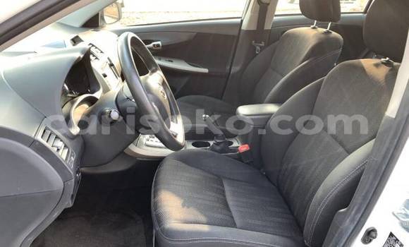 اشتري مستعمل Toyota Corolla Blanc سيارة في Gicumbi في Rwanda اشتري مستعمل Toyota Corolla Blanc سيارة في Gicumbi في Rwanda