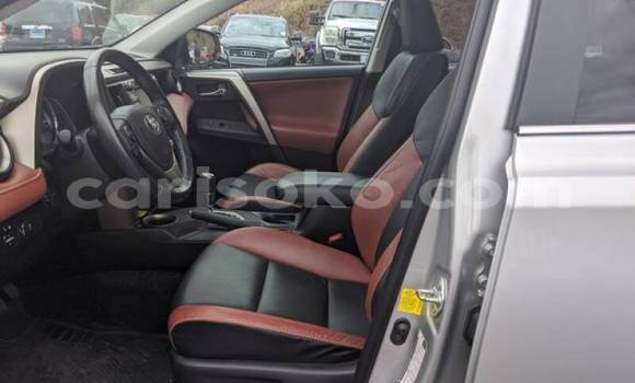 Buy Used Toyota RAV4 Silver Car in Gicumbi in Rwanda Buy Used Toyota RAV4 Silver Car in Gicumbi in Rwanda