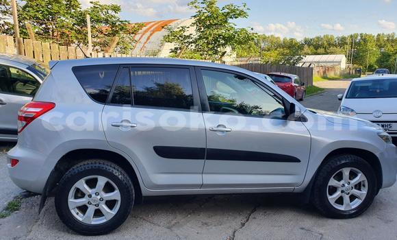 Acheter Occasion Voiture Toyota Vanguard Autre à Kigali, Rwanda Acheter Occasion Voiture Toyota Vanguard Autre à Kigali, Rwanda