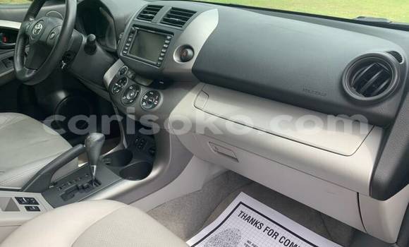 Buy Import Toyota RAV4 Black Car in Gicumbi in Rwanda Buy Import Toyota RAV4 Black Car in Gicumbi in Rwanda