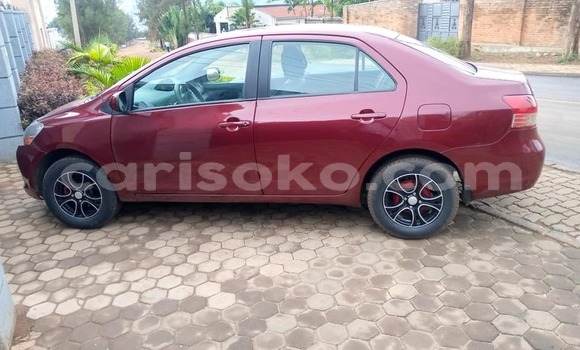 Sayi Na hannu Toyota Yaris Rouge Mota in Kigali a Rwanda Sayi Na hannu Toyota Yaris Rouge Mota in Kigali a Rwanda