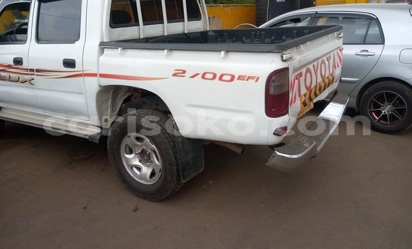 Sayi Na hannu Toyota Pickup Blanc Mota in Kigali a Rwanda Sayi Na hannu Toyota Pickup Blanc Mota in Kigali a Rwanda