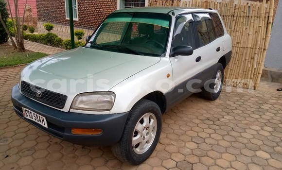 Sayi Na hannu Toyota RAV4 Gris Mota in Kigali a Rwanda Sayi Na hannu Toyota RAV4 Gris Mota in Kigali a Rwanda