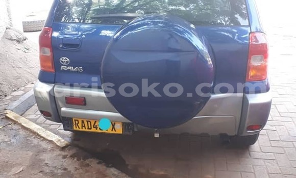 Sayi Na hannu Toyota RAV4 Bleu Mota in Kigali a Rwanda Sayi Na hannu Toyota RAV4 Bleu Mota in Kigali a Rwanda