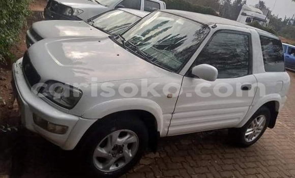 Sayi Na hannu Toyota RAV4 Blanc Mota in Kigali a Rwanda Sayi Na hannu Toyota RAV4 Blanc Mota in Kigali a Rwanda