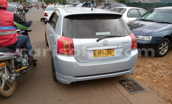 Sayi Na hannu Toyota Corolla Gris Mota in Kigali a Rwanda Sayi Na hannu Toyota Corolla Gris Mota in Kigali a Rwanda