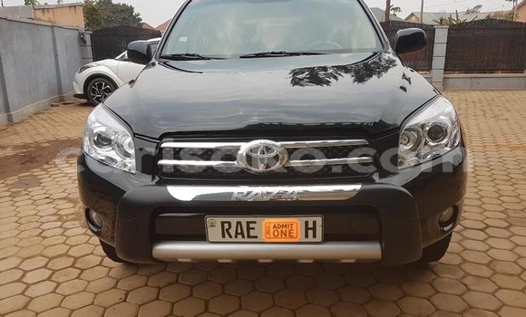 Sayi Na hannu Toyota RAV4 Noir Mota in Kigali a Rwanda Sayi Na hannu Toyota RAV4 Noir Mota in Kigali a Rwanda