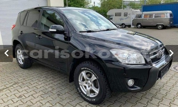 Sayi Na hannu Toyota RAV4 Noir Mota in Kigali a Rwanda Sayi Na hannu Toyota RAV4 Noir Mota in Kigali a Rwanda
