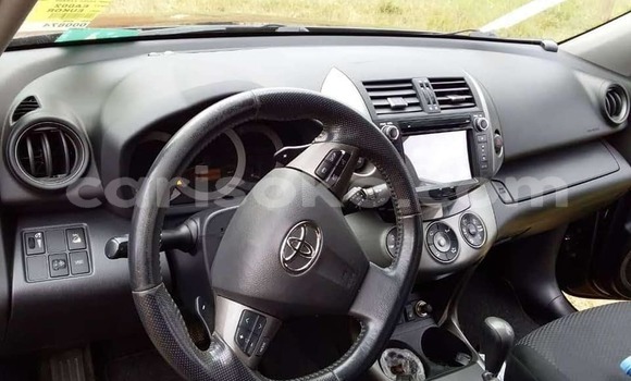 Sayi Na hannu Toyota RAV4 Noir Mota in Kigali a Rwanda Sayi Na hannu Toyota RAV4 Noir Mota in Kigali a Rwanda