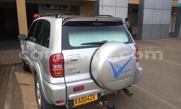 Sayi Na hannu Toyota RAV4 Gris Mota in Kigali a Rwanda Sayi Na hannu Toyota RAV4 Gris Mota in Kigali a Rwanda