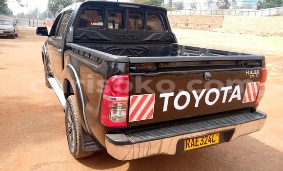 Sayi Na hannu Toyota Hilux Noir Mota in Kigali a Rwanda Sayi Na hannu Toyota Hilux Noir Mota in Kigali a Rwanda