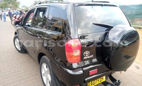 Sayi Na hannu Toyota RAV4 Noir Mota in Kigali a Rwanda Sayi Na hannu Toyota RAV4 Noir Mota in Kigali a Rwanda