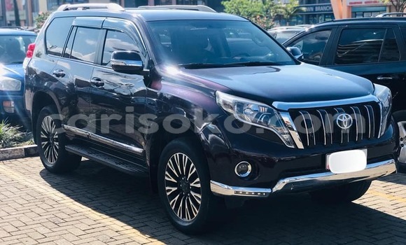 اشتري مستعمل Toyota Land Cruiser Rouge سيارة في Kigali في Rwanda اشتري مستعمل Toyota Land Cruiser Rouge سيارة في Kigali في Rwanda